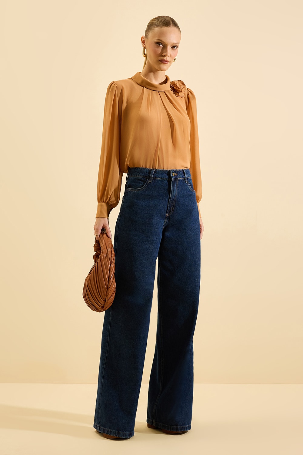 Blusa manga longa ana paula f Caramelo