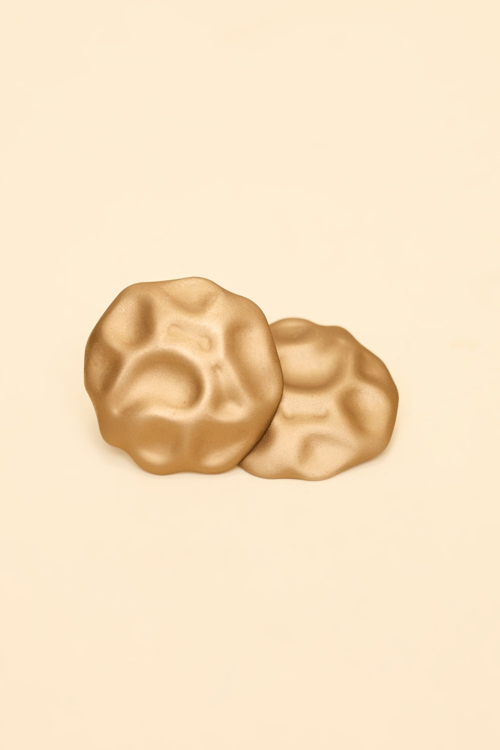 Brinco zoey Dourado