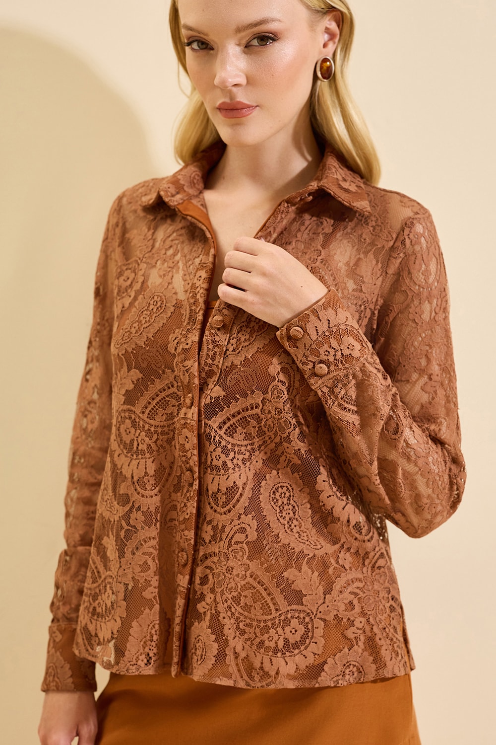 Camisa essencia de renda Cookie
