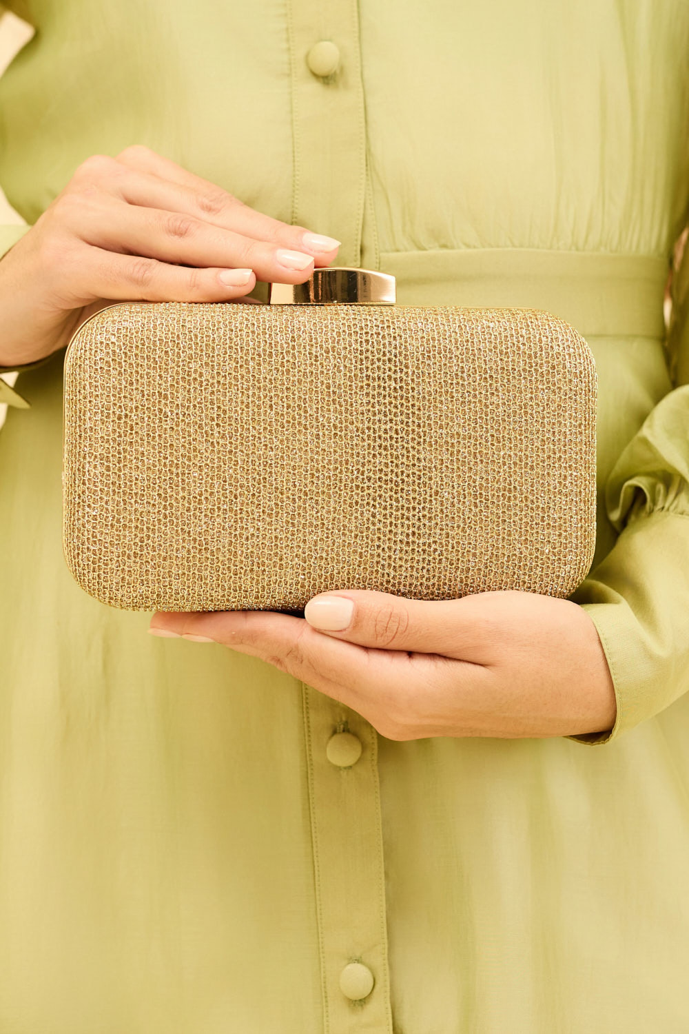 Clutch afrodite Dourado