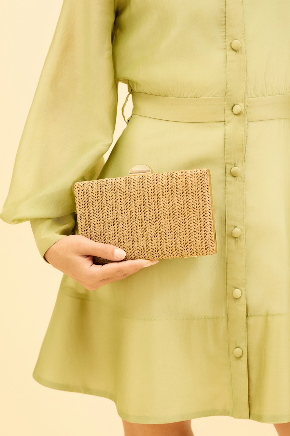 Clutch aura Areia
