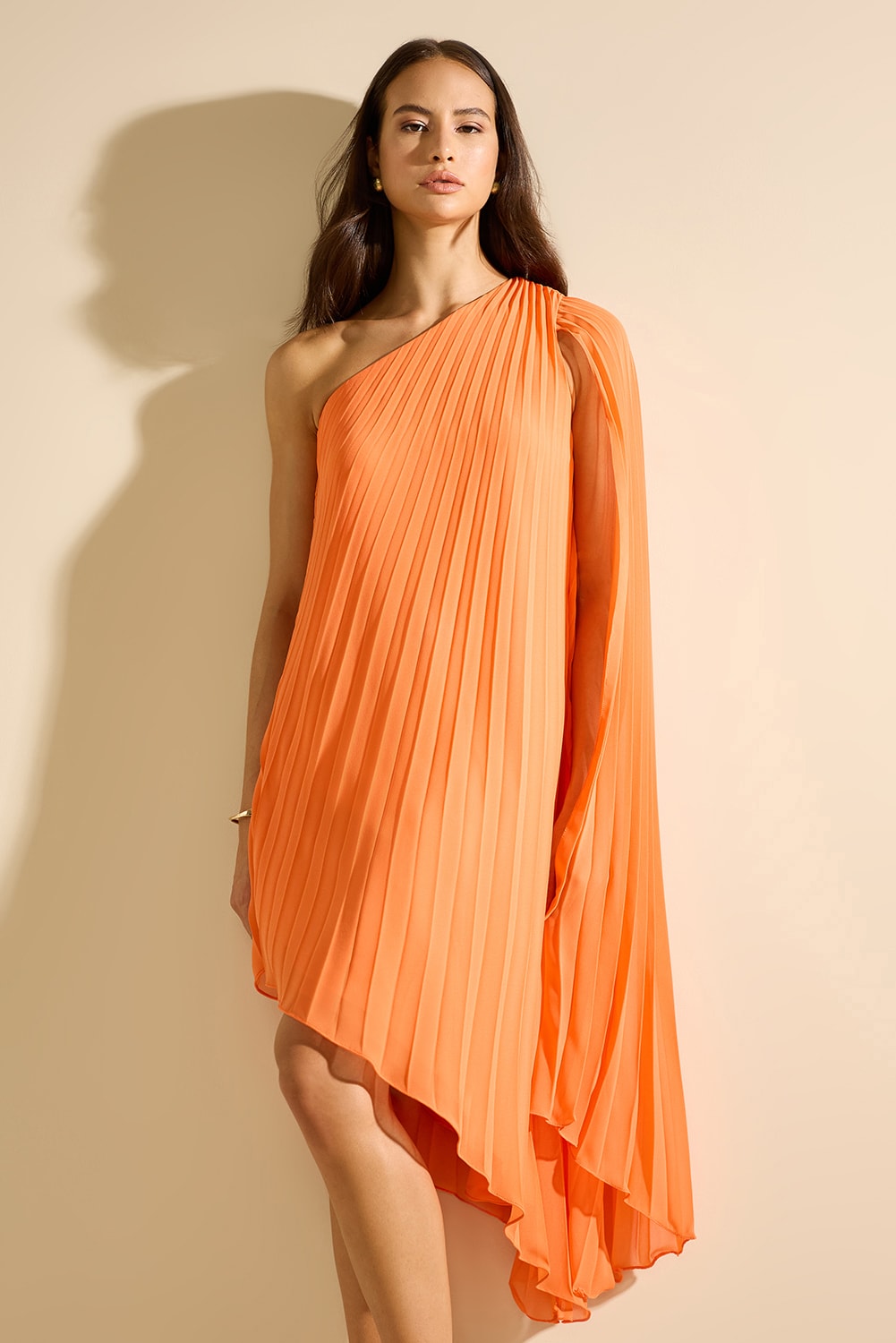 Vestido assimétrico plissado Laranja