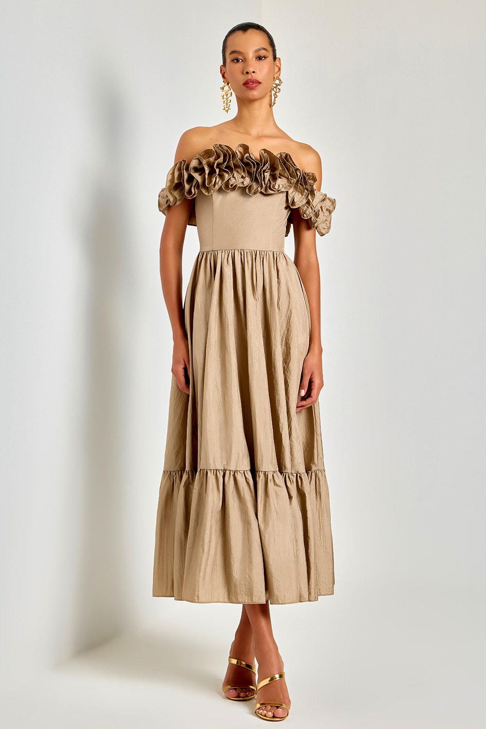 Vestido babado amit Bege