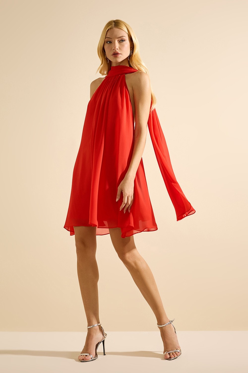 Vestido curto fiorela Vermelho