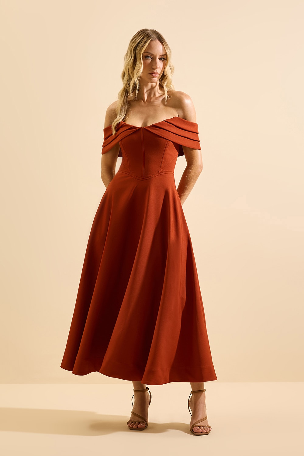 Vestido lady like rare Rust