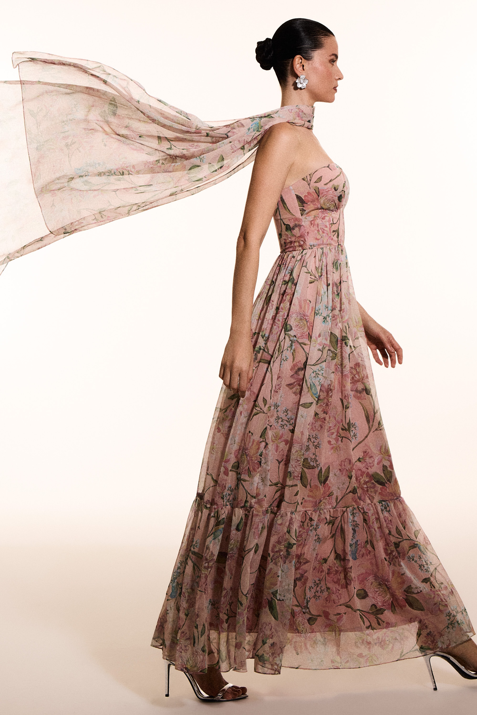 Vestido longo floral dos sonhos e Rosa Dusty